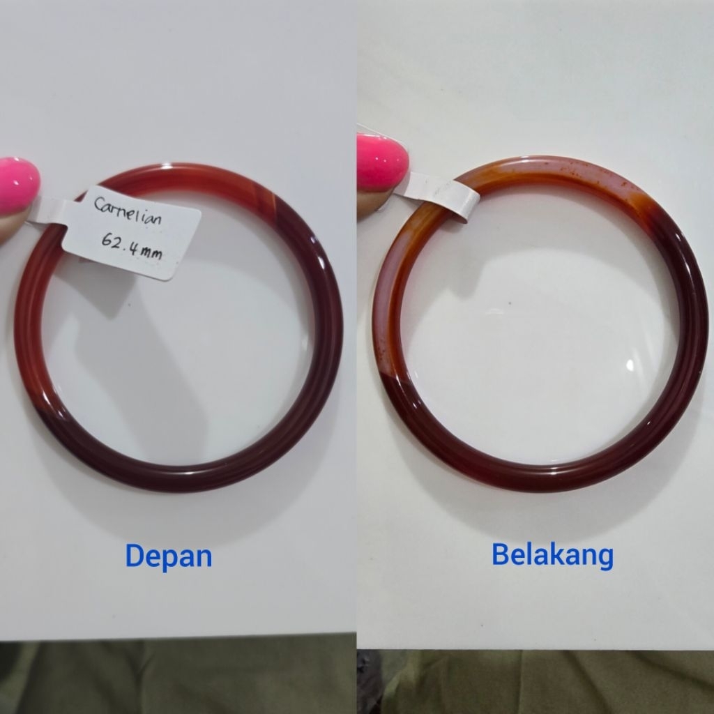 Hard Bangle Carnelian half², light and dark red diameter 62.4mm
