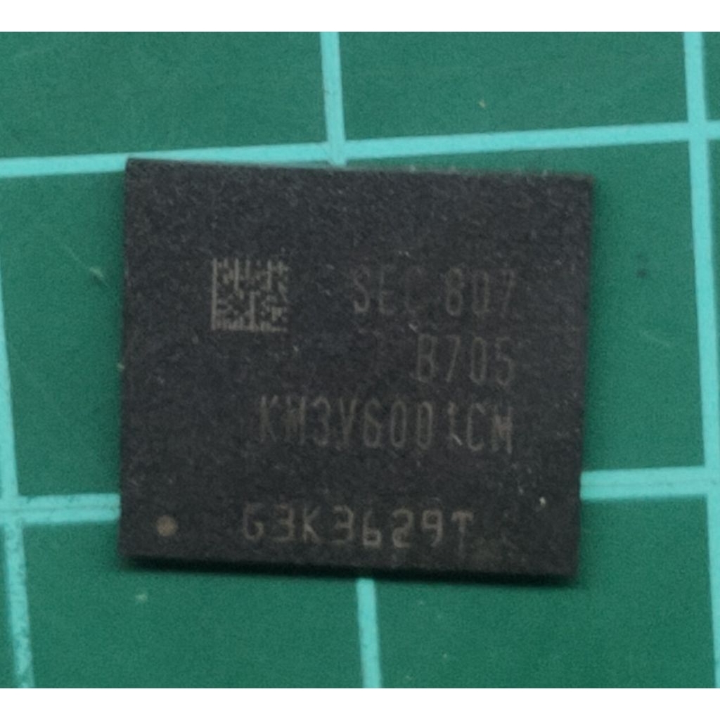 ic emmc km3v6001cm 6/128 like new