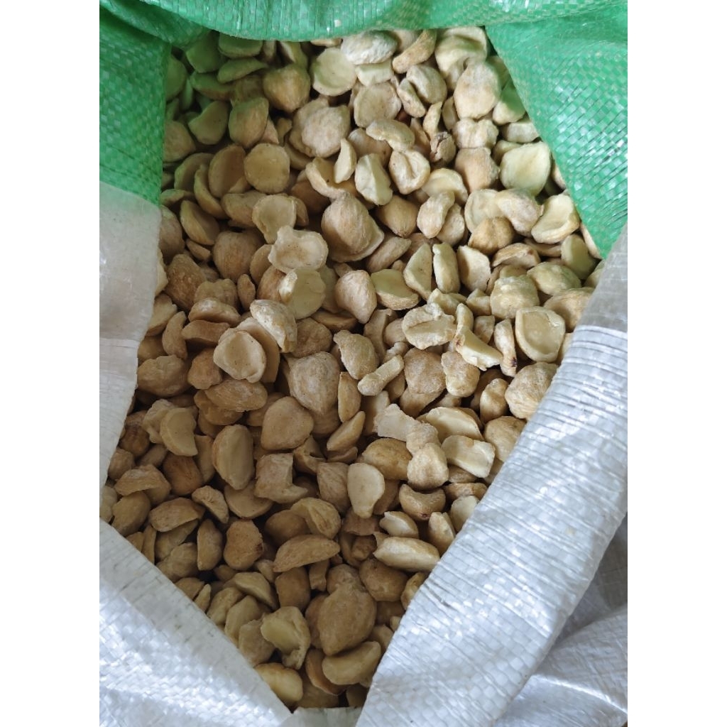 

OS, KEMIRI PECAH 1KG