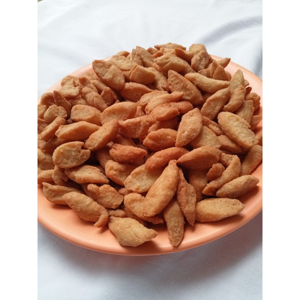 

cemilan biji Ketapang fres 1kg bs kirim instan/sameday