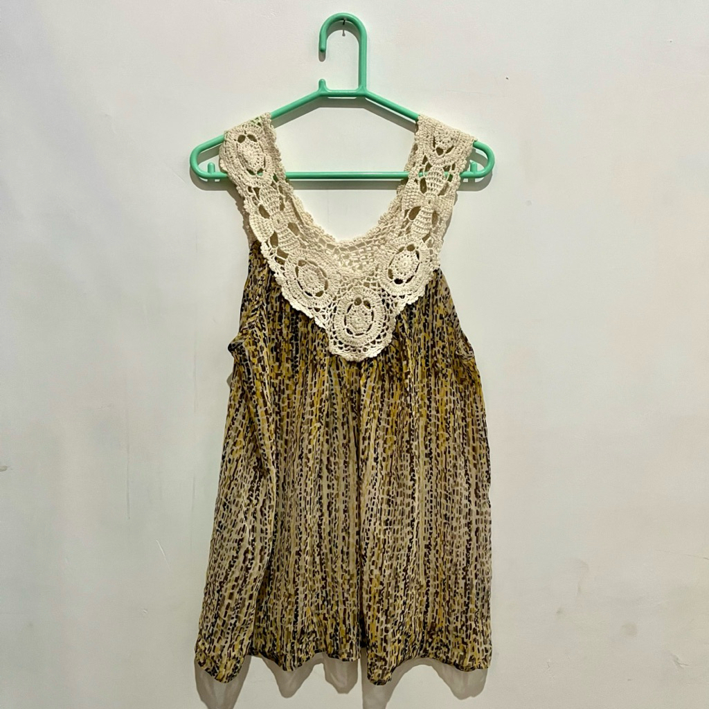 Preloved Atasan Renda