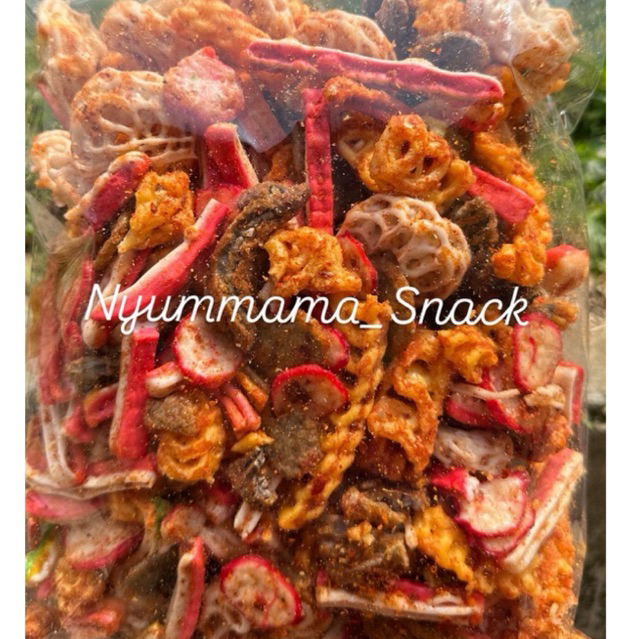 

(1Kg) KERUPUK SEBLAK MIX/CAMPUR PEDAS DAUN JERUK 1KG 500GR 250GR