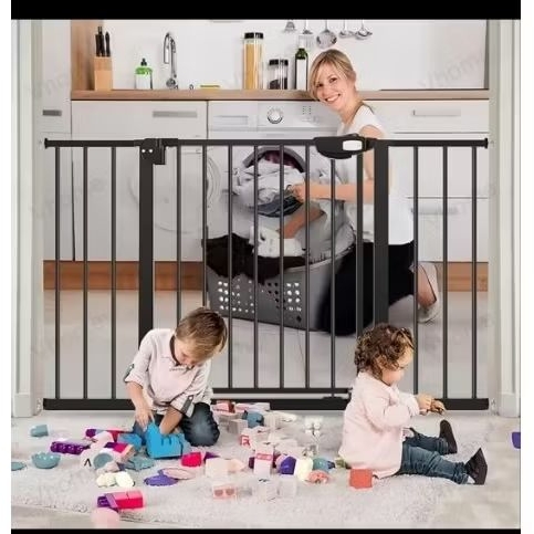 baby safety gate pagar pengaman tangga 115-124cm preloved