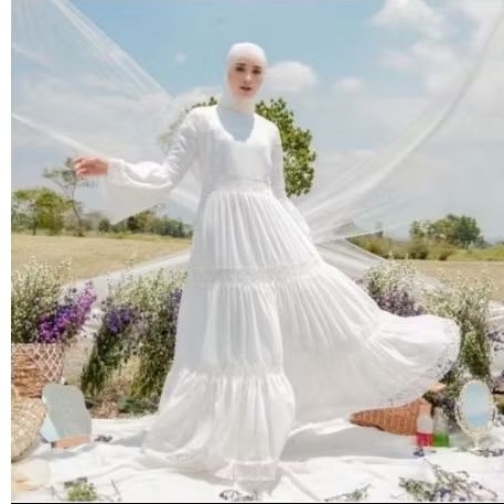 preloved dress putih gamis mewah by giagio, dress photoshoot akad maternity