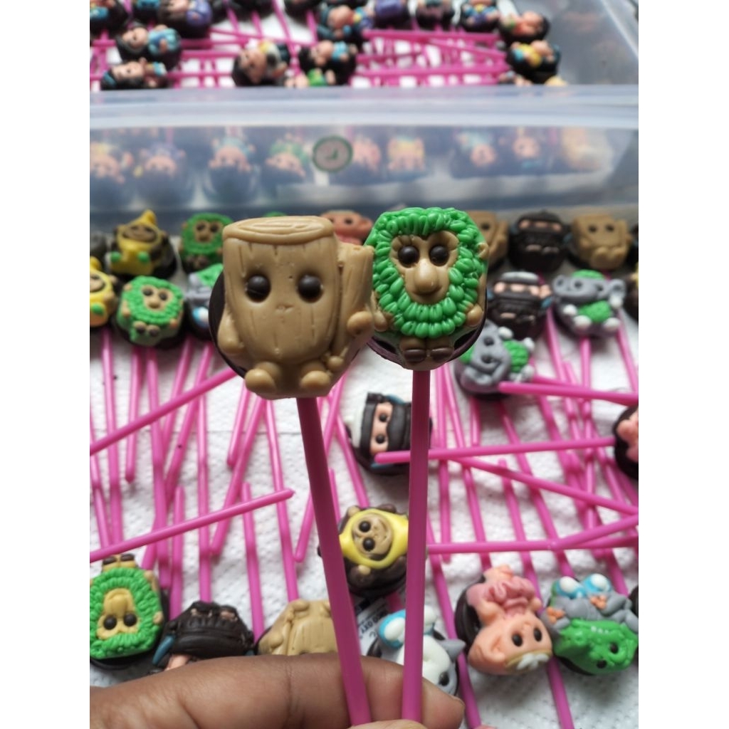 

Anomali tungtung sahur cokelat karakter kado hadiah ulang tahun souvenir birthday