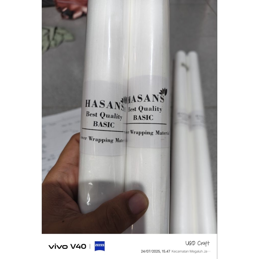 

Kertas Tissue Bucket Bunga ROLL (56cm x 10meter) merk Hasans