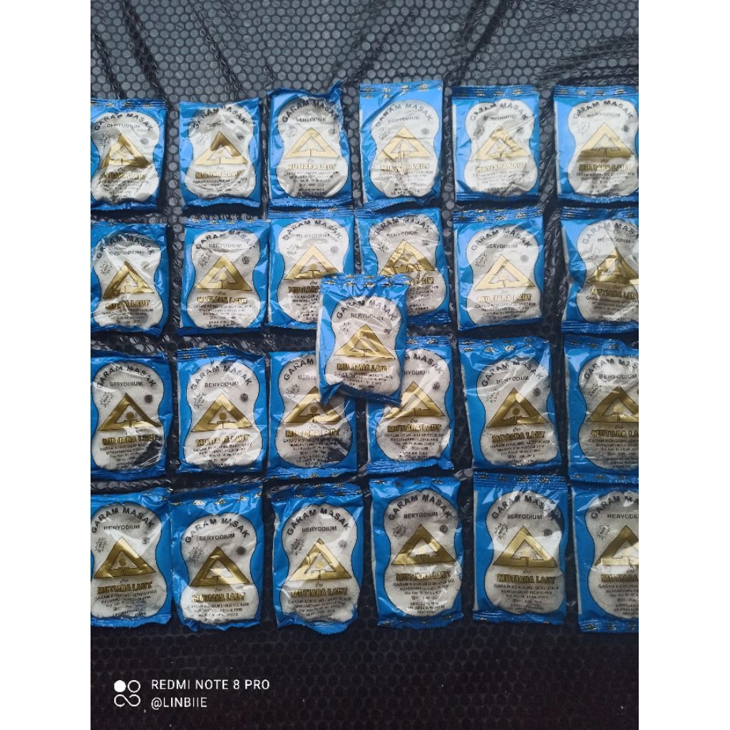 

GARAM MASAK BERYODIUM 25 PCS CAP MUTIARA LAUT SEGITIGA MAS