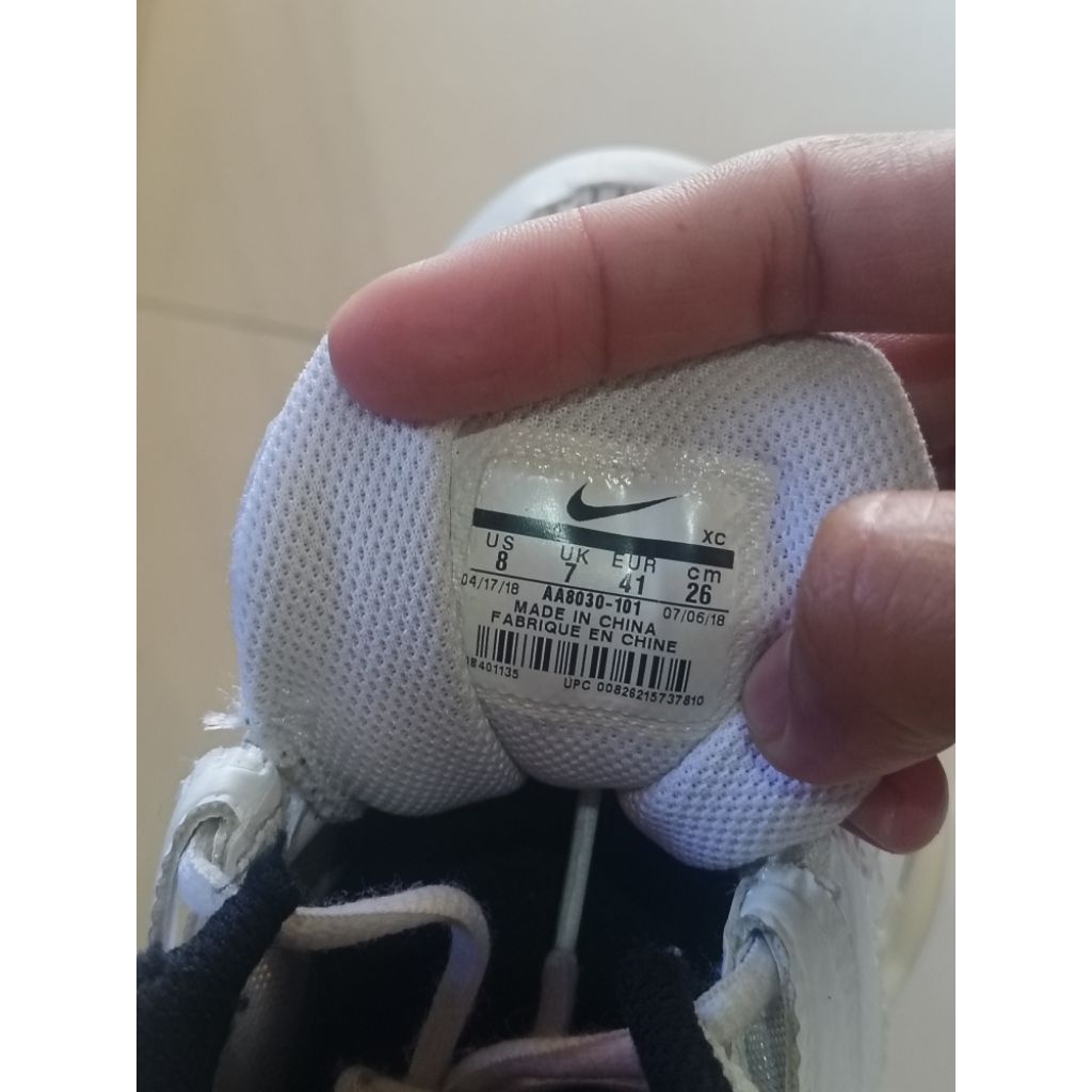 nike tenis shoes second size 41