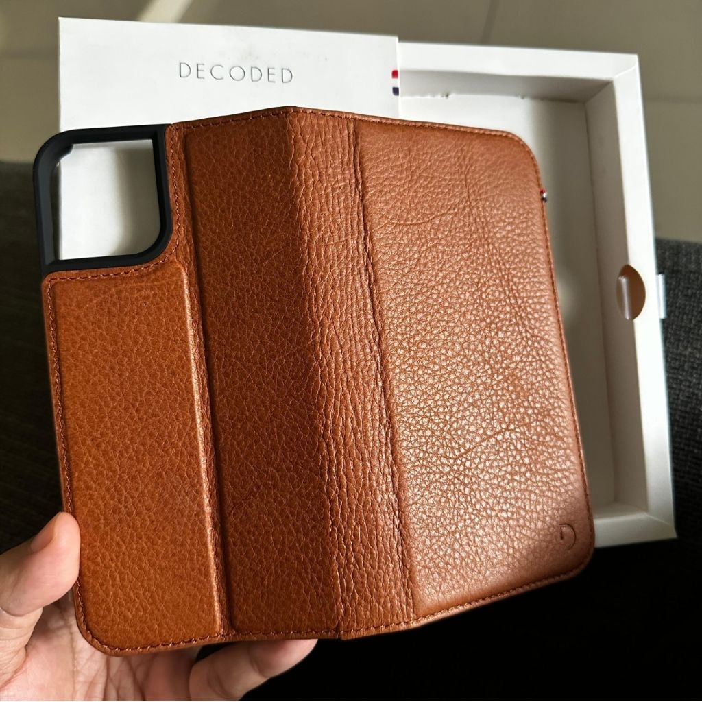 IBOX case Decoded Iphone 11 Reguler case leather Oak brown flip wallet slot card