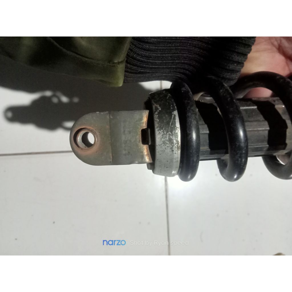 shock breaker belakang Honda beat