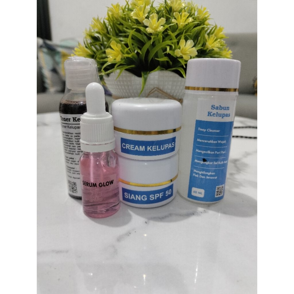 Cream kelupas original flek hitam Mencerahkan wajah