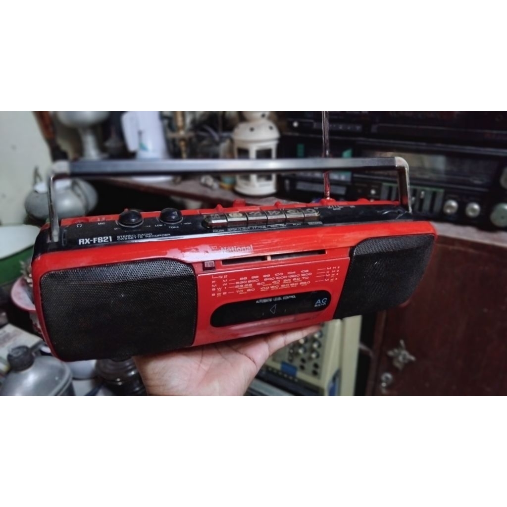 radio tape kaset national