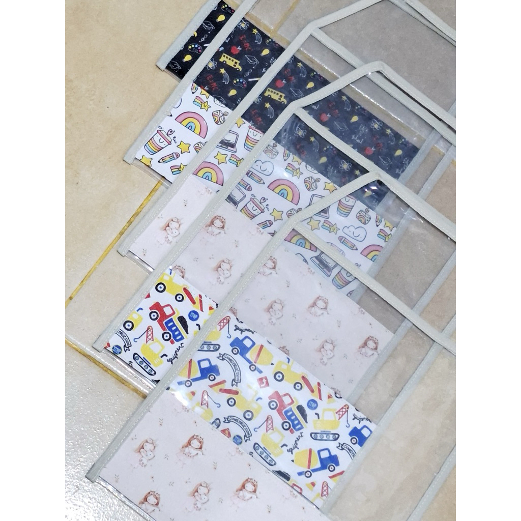 

Folder for organized papers or books, custom design and name