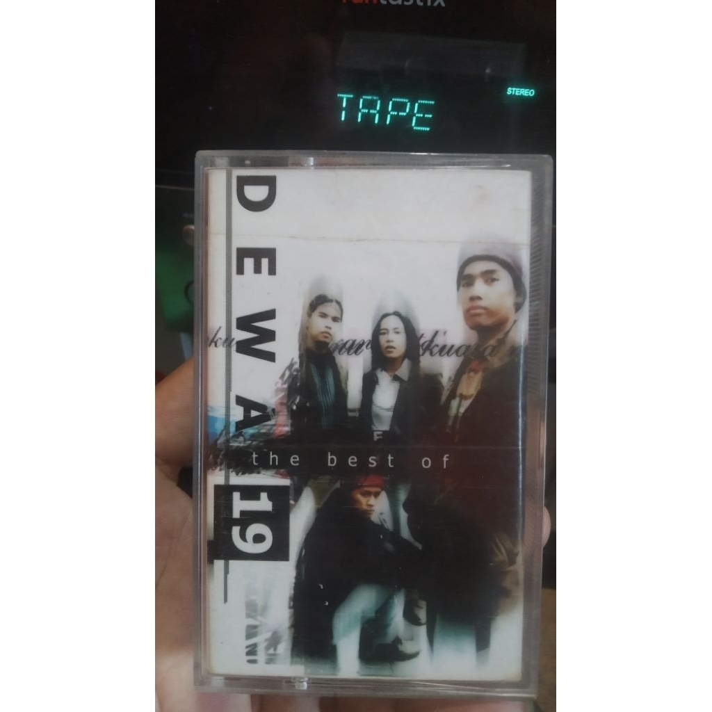 kaset pita dewa19-the best of