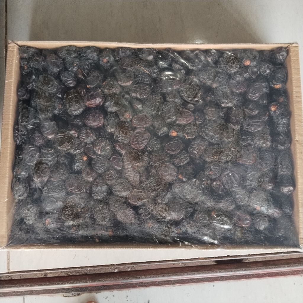 

Kurma Azwa Primium asli madinah