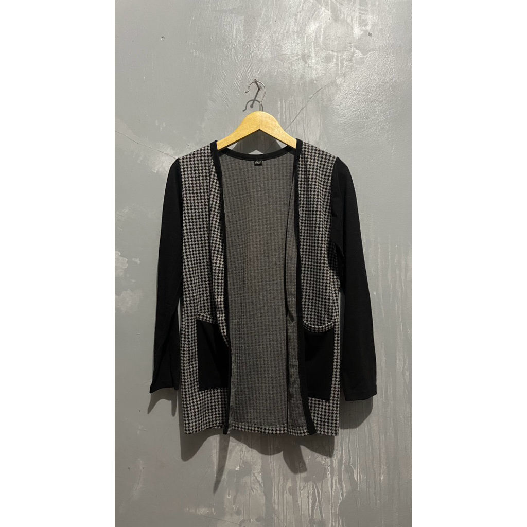 Cardigan motif plaid