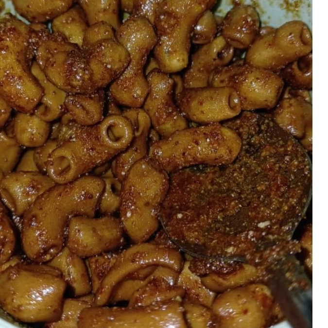 

Makaroni Bantet Chili oil