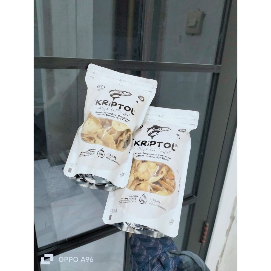 

kriptol_kripik_tongkol_viral