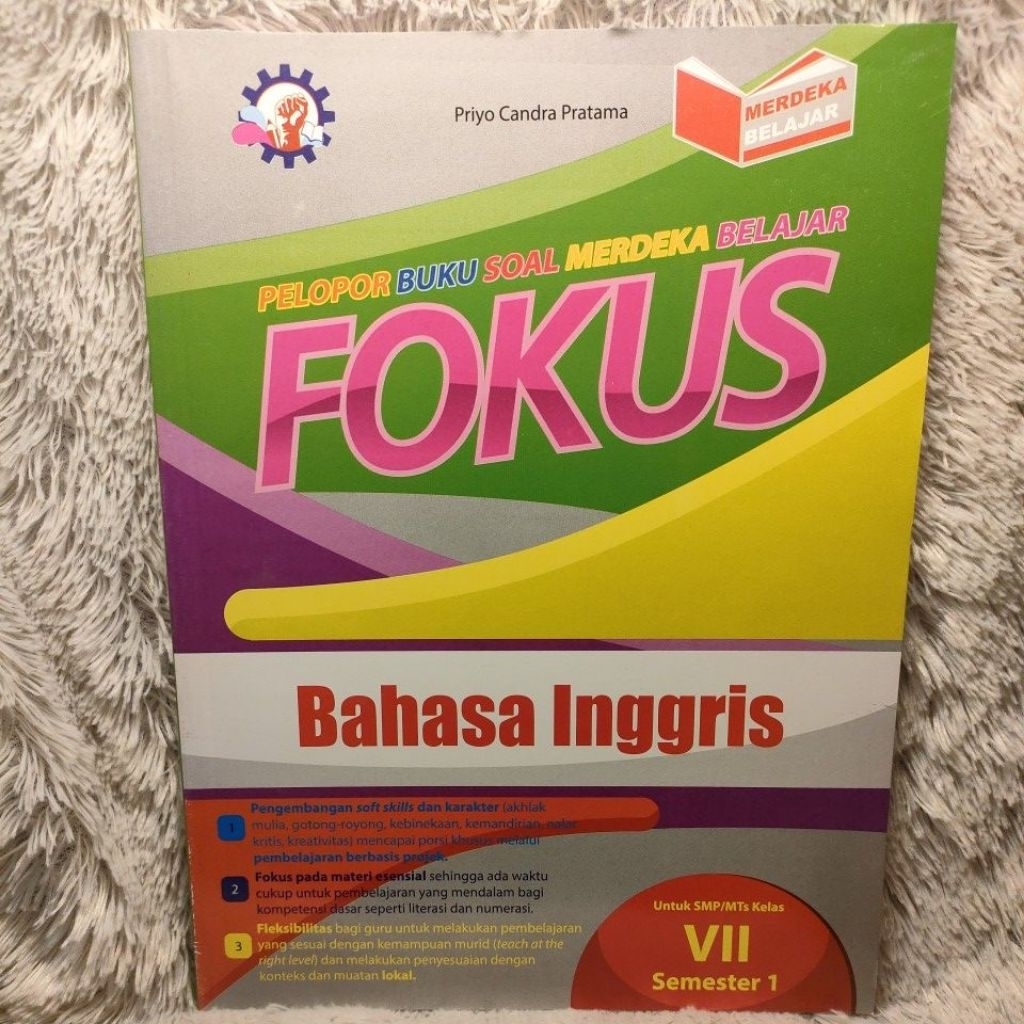 fokus bahasa inggris kelas 1 smp semester 1