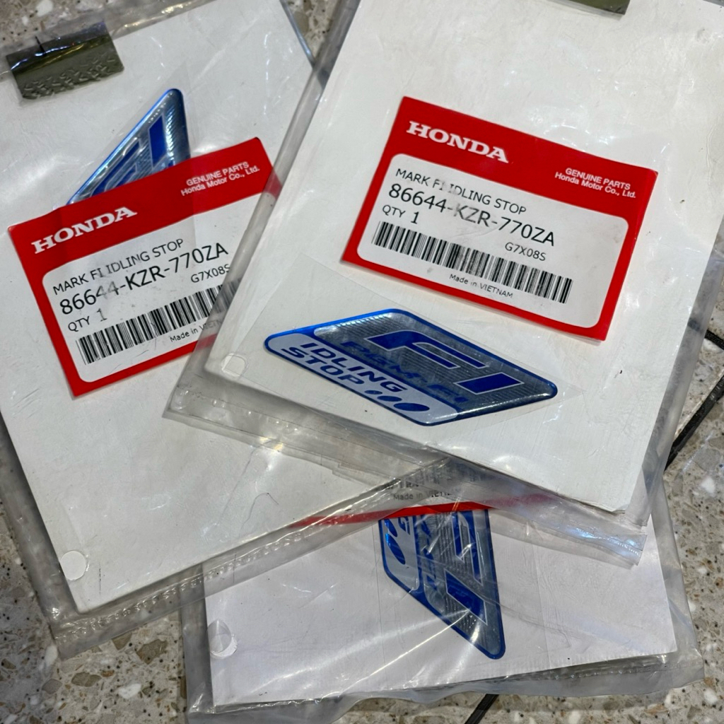 EMBLEM MARK PGM FI IDLING STOP 3D BEAT SPORTY VARIO 125 150 SCOOPY ESP PCX CBU ORIGINAL AHM 86644 KZ