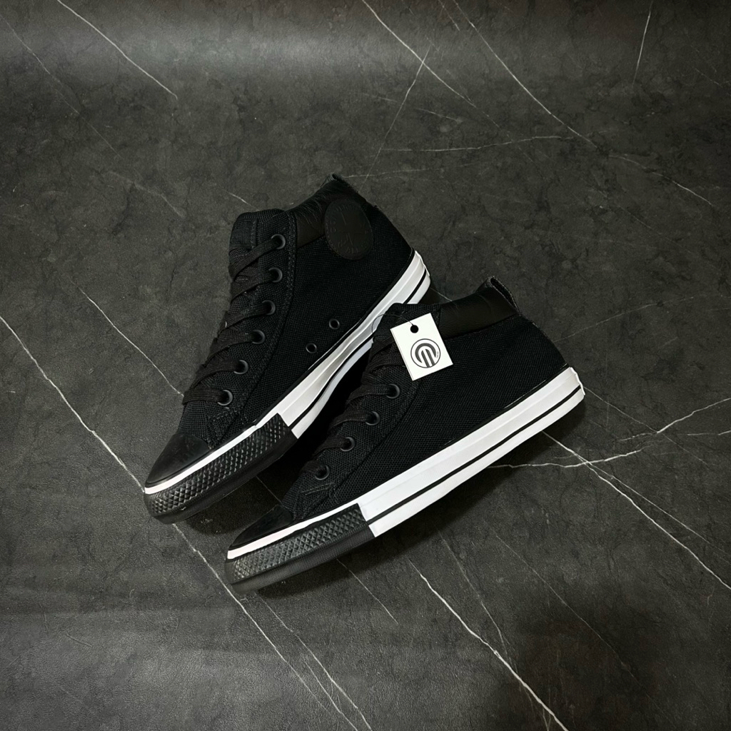 Sepatu Second Pria Converse Chuck Taylor All Star Street mid - Size 41.5/26.5 Cm - Kode C9