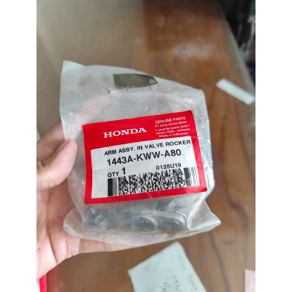 ARM Assy In Valve Rocker 1443A-KWW-A80