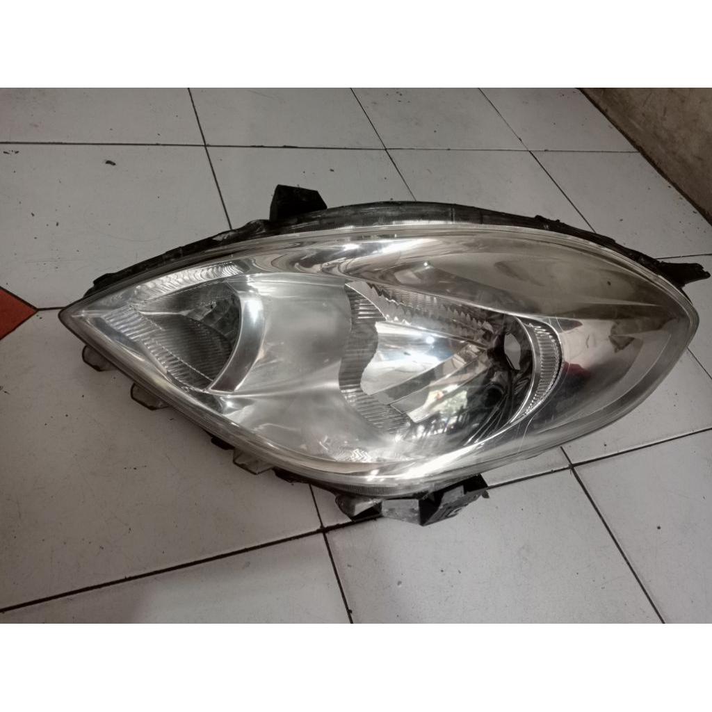 HEADLAMP LAMPU DEPAN NISSAN ALMERA LH/KIRI