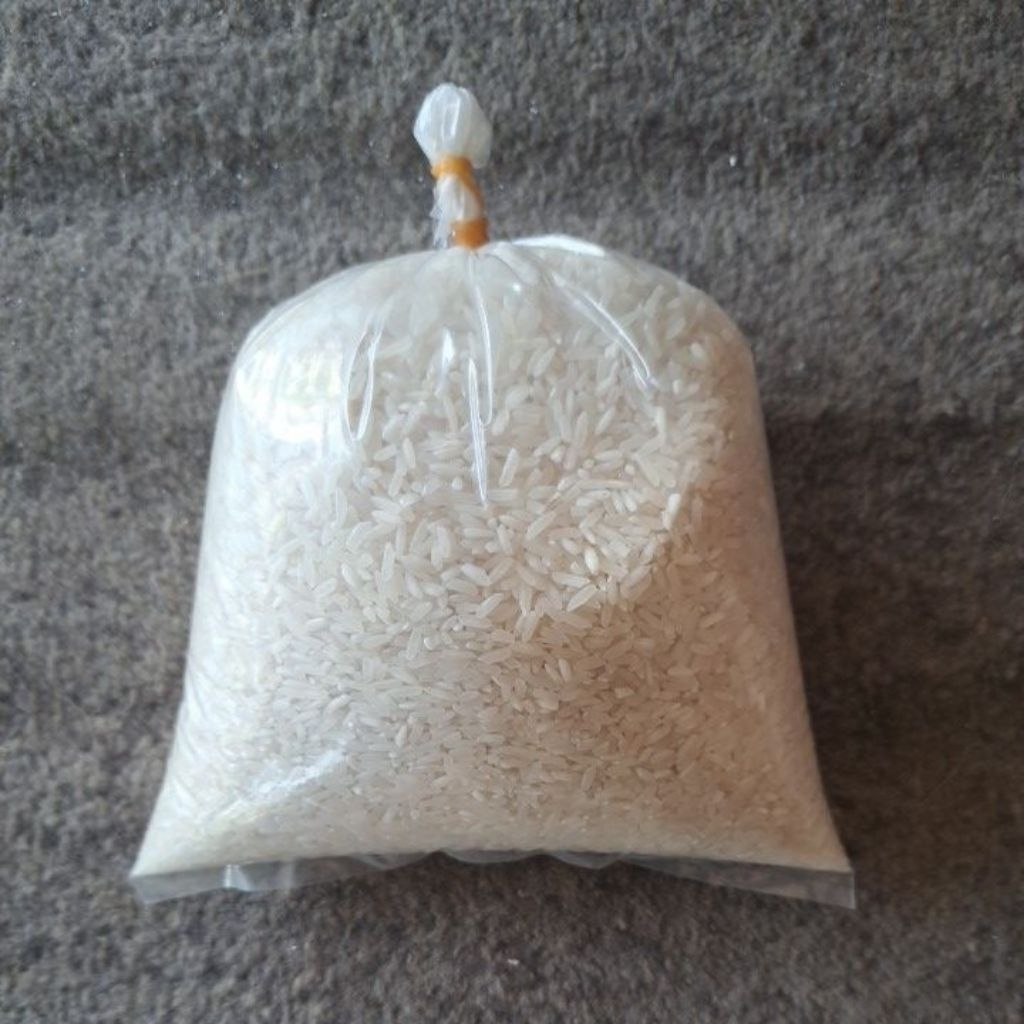 

BERAS PUTIH ~ 1 KG