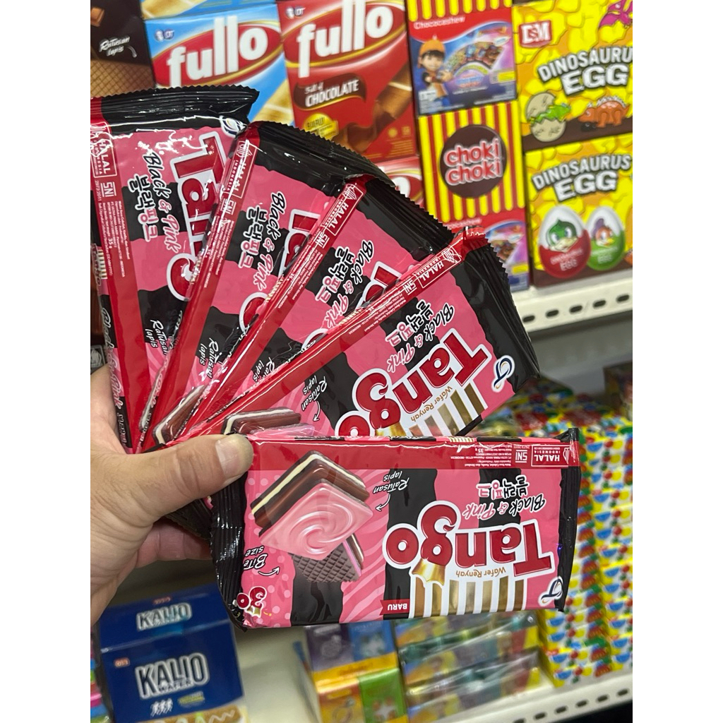 

Tango wafer Black & Pink 35 grm paket 5 pcs