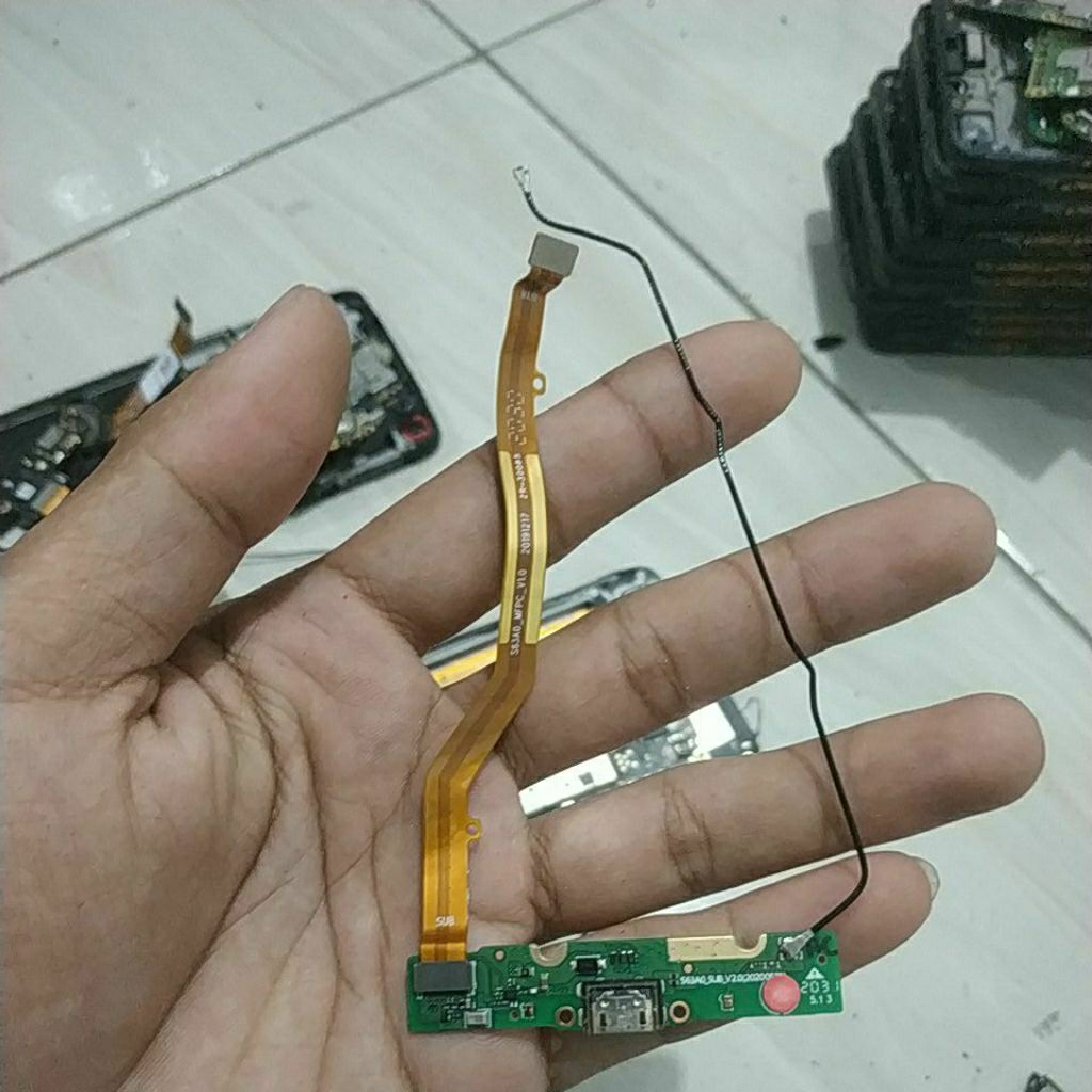 fleksibel board cas bekas Nokia c3