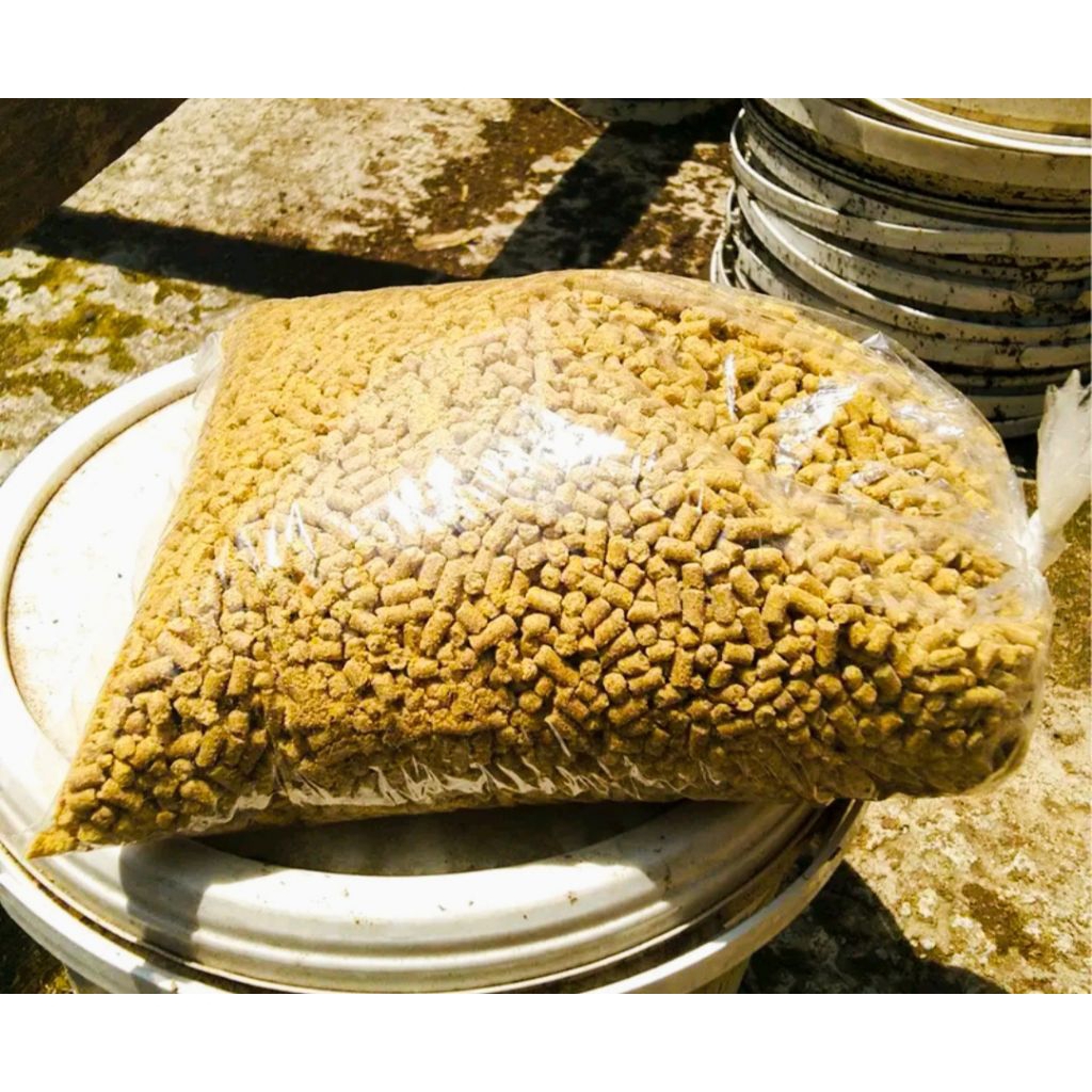 Por Penggemuk Ayam. Nutrisi cepat tumbuh Ayam & Jinak.