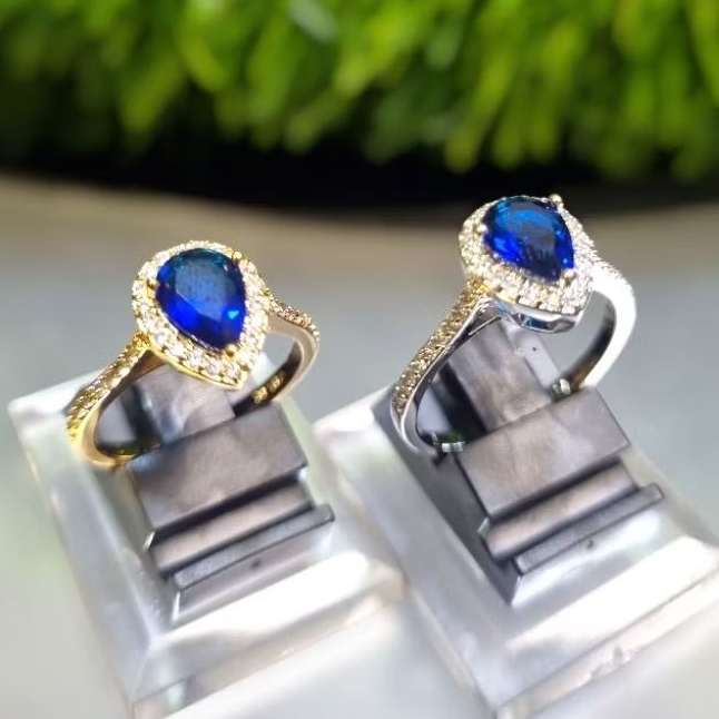 Cincin wanita blue sapir permata samping