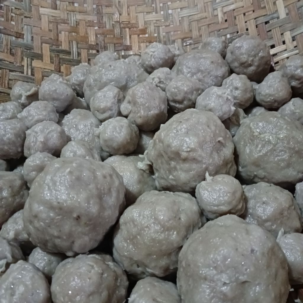 

(KECIL ISI 20) BAKSO DAGING KECIL TANPA BUMBU KEMASAN 20