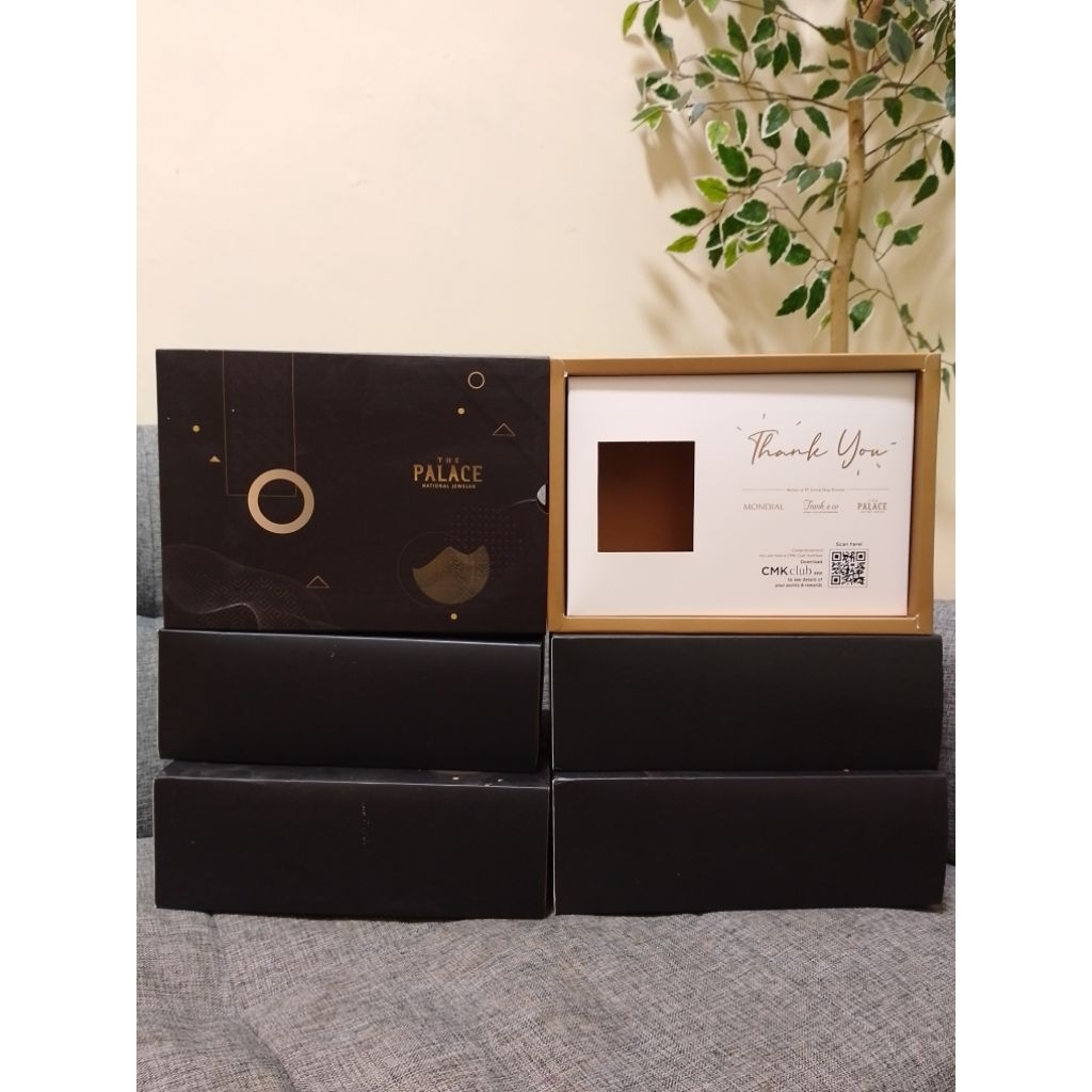 

BOX PACKAGING THE PALACE ORIGINAL