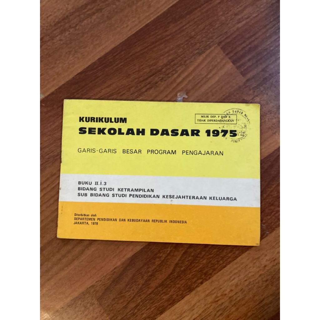 buku KURIKULUM
SEKOLAH DASAR 1975