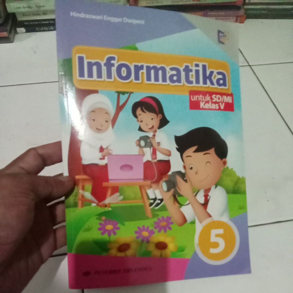 buku Informatika kelas 5 SD erlangga