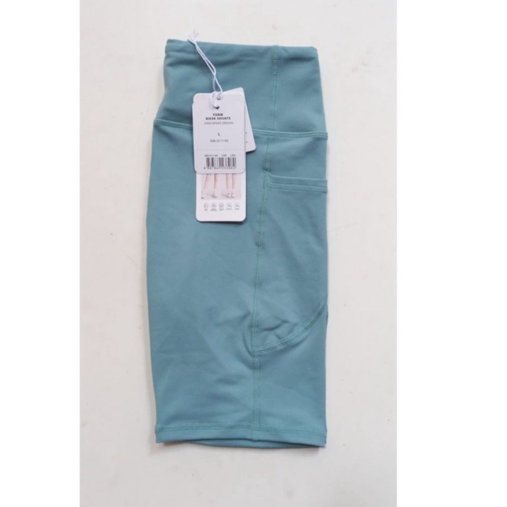 (BARU) LEGGING PENDEK WOMAN ENERGIZED