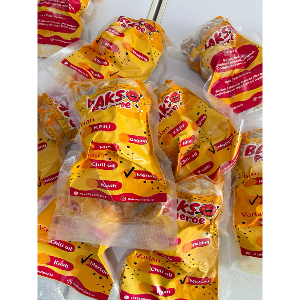 

BAKSO PAJEROE Mix (Keju + Daging ) Kuah Mercon