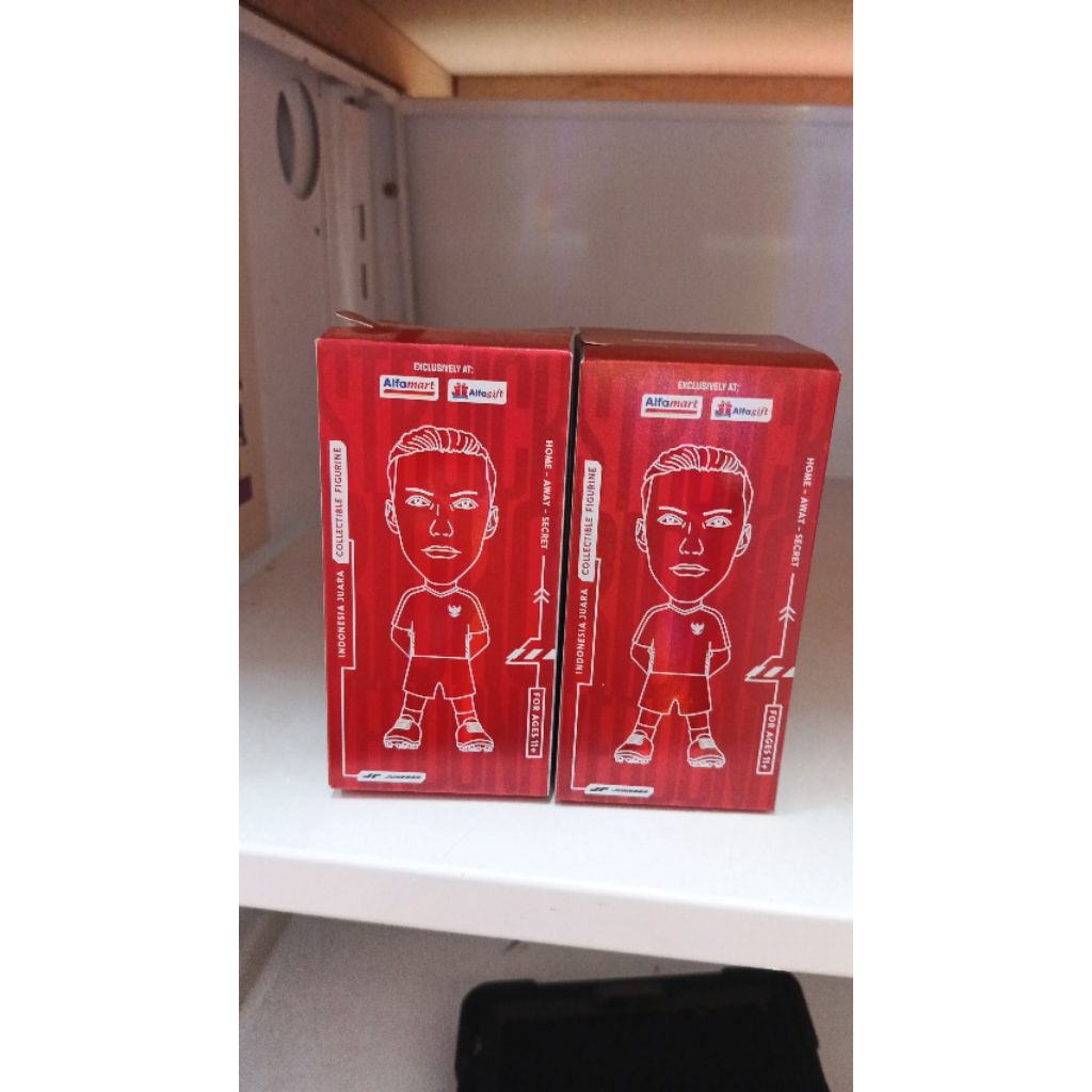 blind box figure timnas