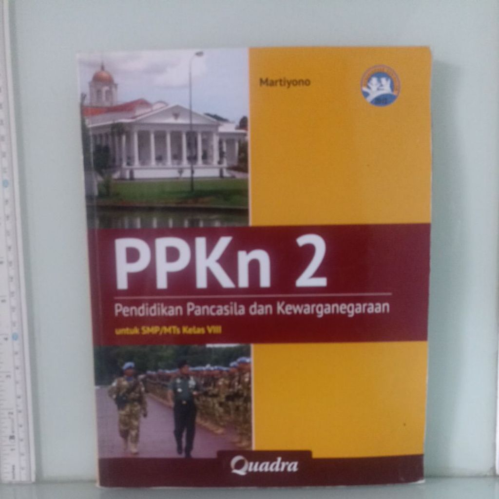 PPKn 2 untuk SMP/MTs Kelas VIII Kurikulum 2013bMartiyono