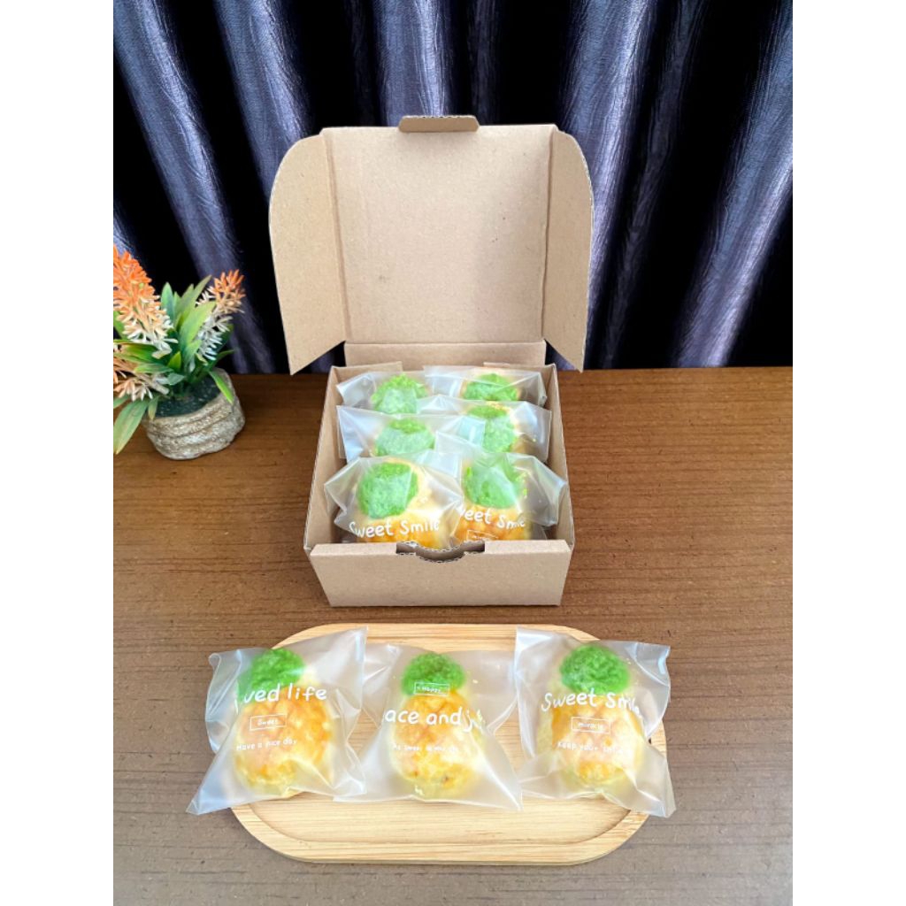 

nastar jumbo box isi 6pcs