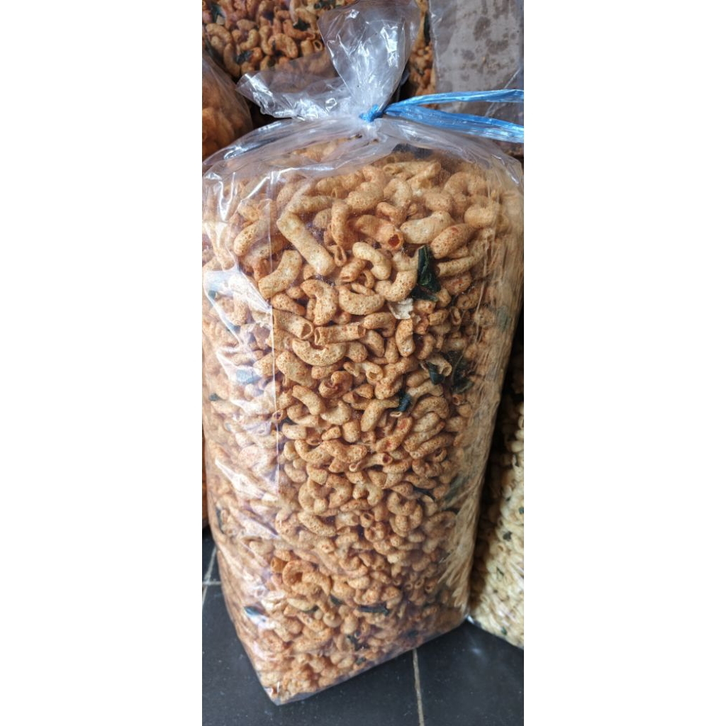 

makaroni geprek daun jeruk