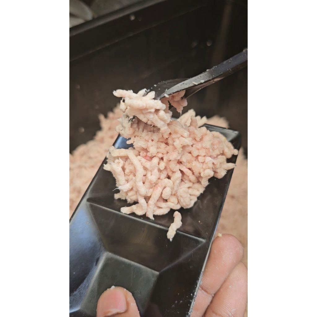 

IKAN LAUT EKOR KUNING Giling Empek empek/ Bakso/ Dimsum