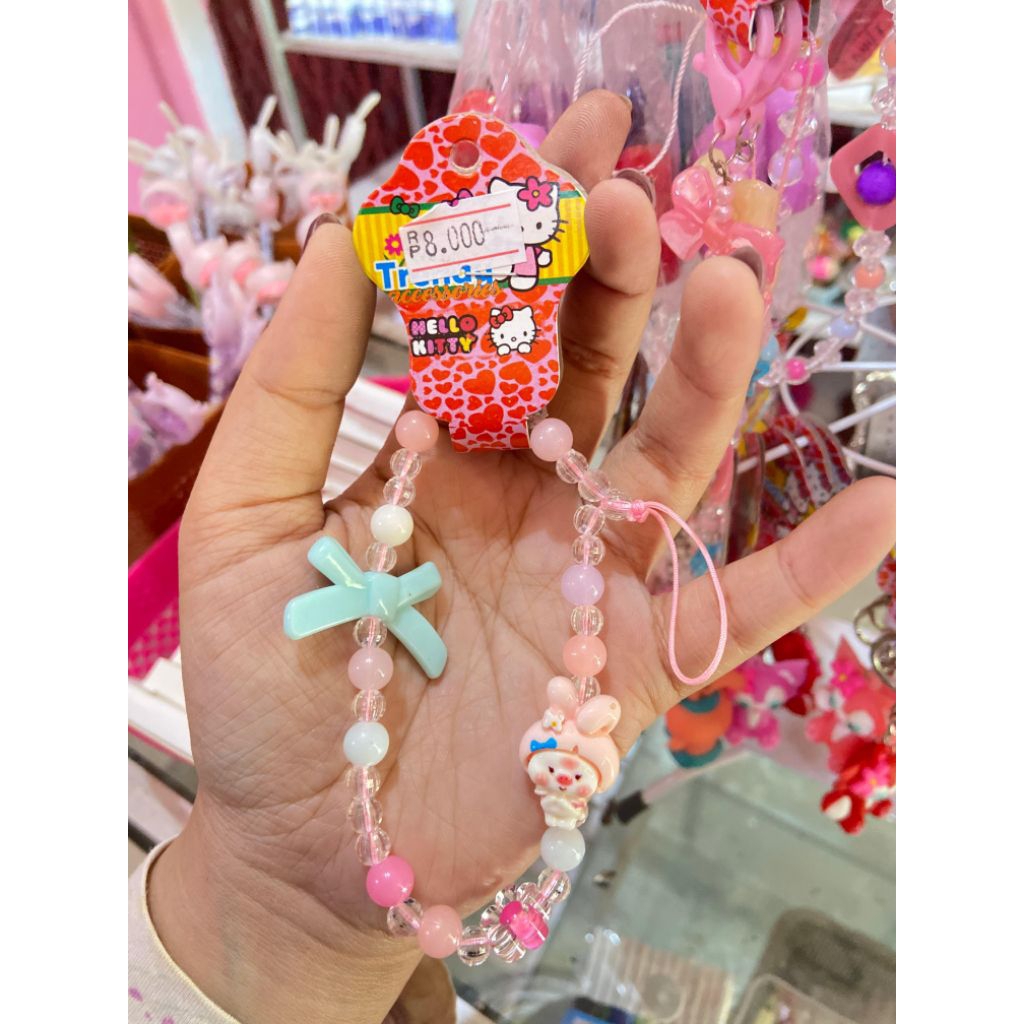 

STRAP HP LUCU AESTHETIC | GANTUNGAN TALi KARAKTER GEMOY | AKSESORI HANDPHONE KEKINIAN | ANTI HILANG & STYLISH