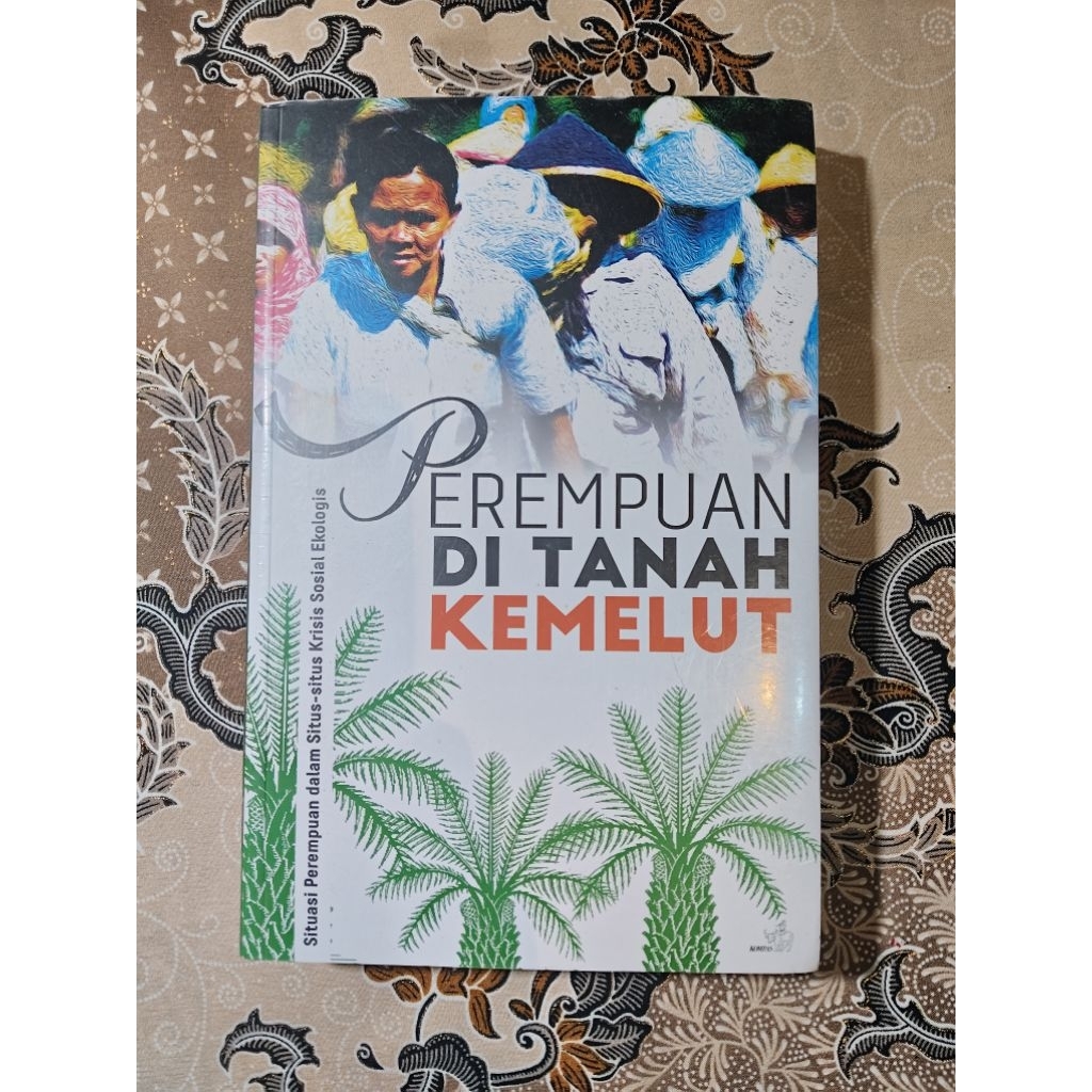 Perempuan Di Tanah Kemelut