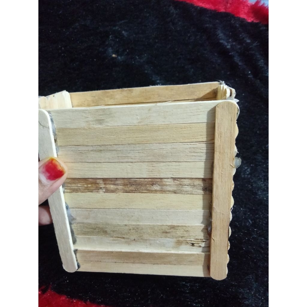 

tempat pensil kerajinan tangan //tugas sekolah