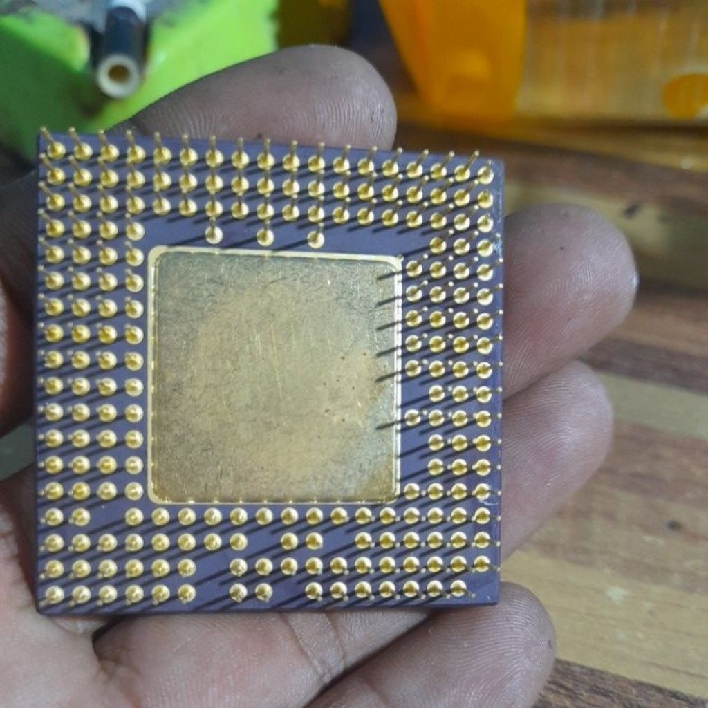 Processor jadul (keramik)