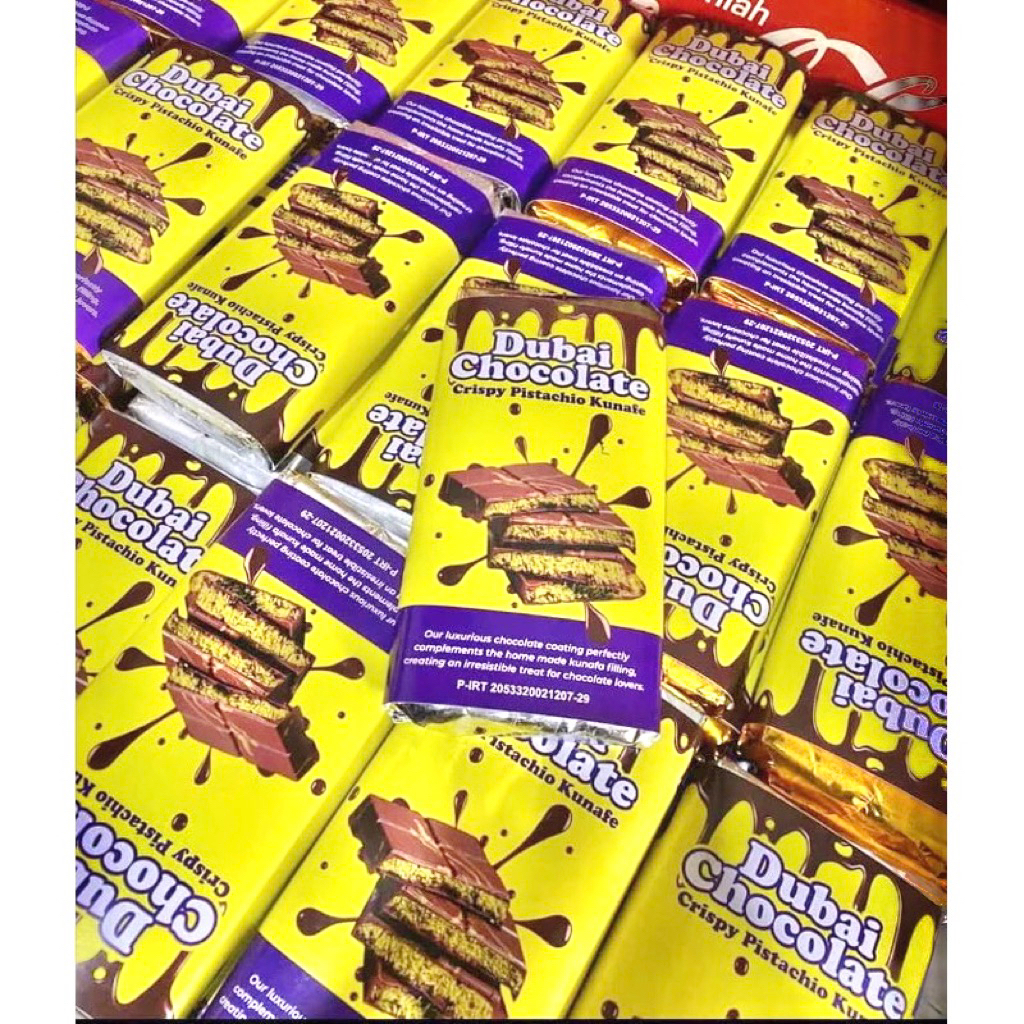 

[BESAR 300gr] Coklat Dubai Isi Crispy Pistachio Kunafa Lumer