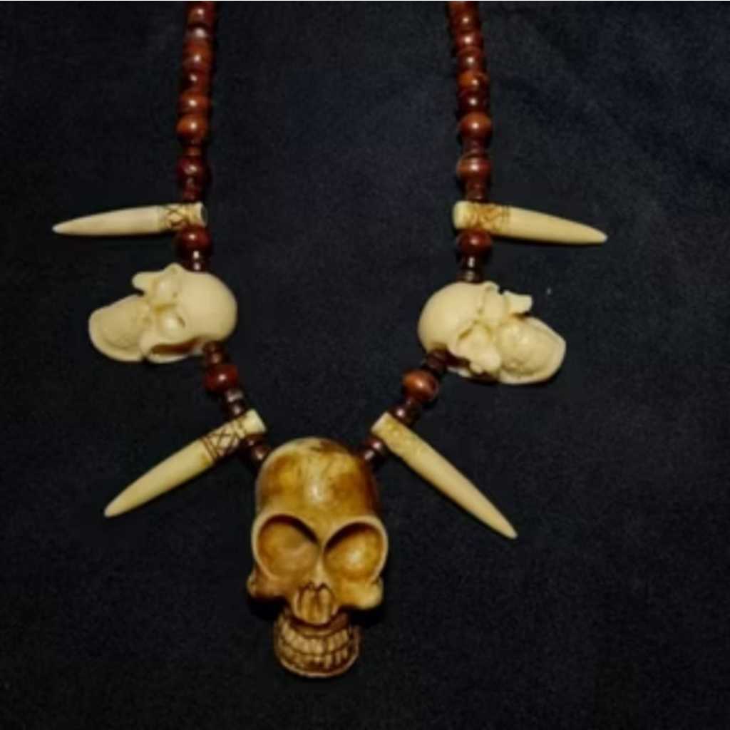 Kalung etnik tengkorak antik-kalung taring dayak pria