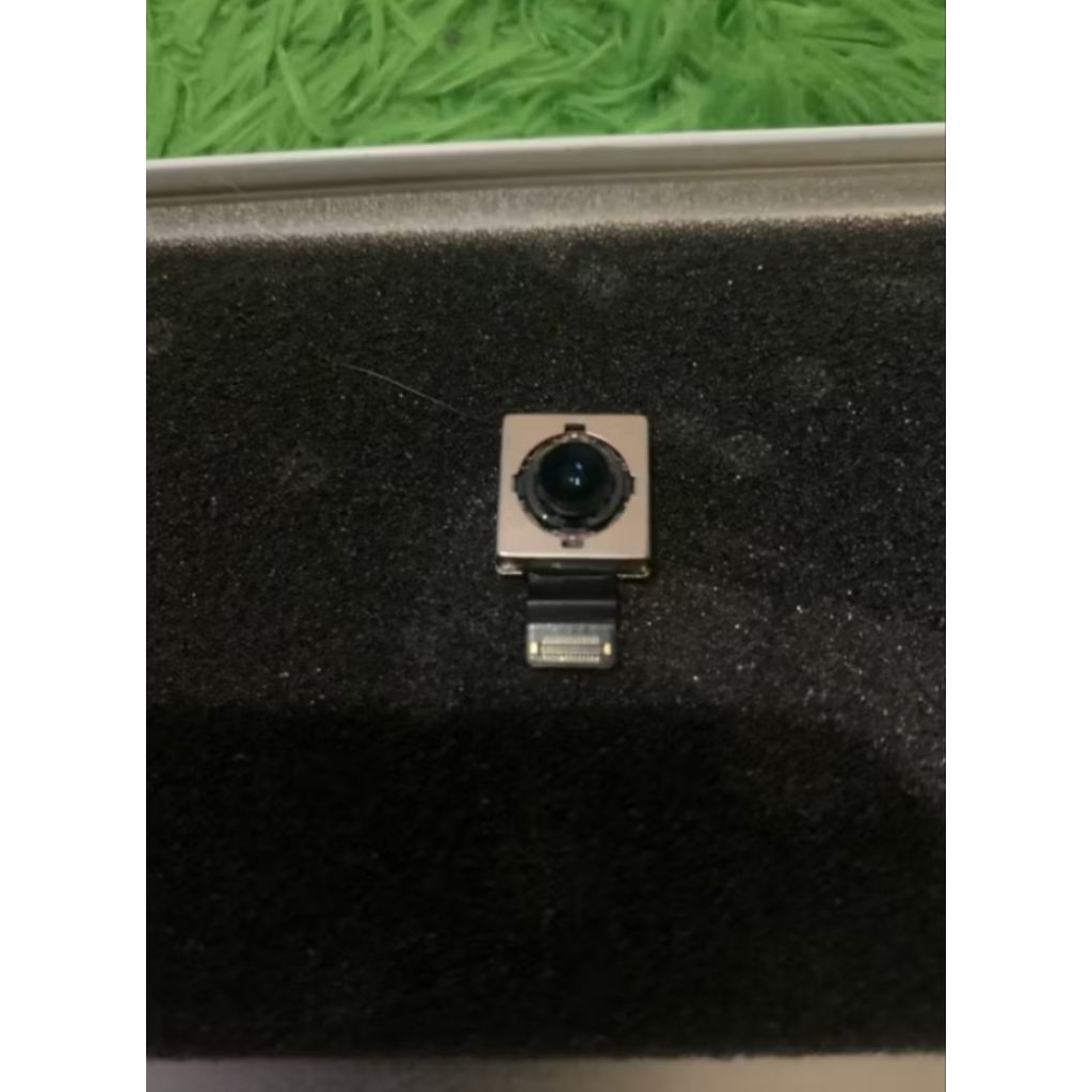 kamera belakang iphone xr copotan